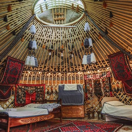 Hotel Geshouseaselbarskoon Zewnętrze zdjęcie