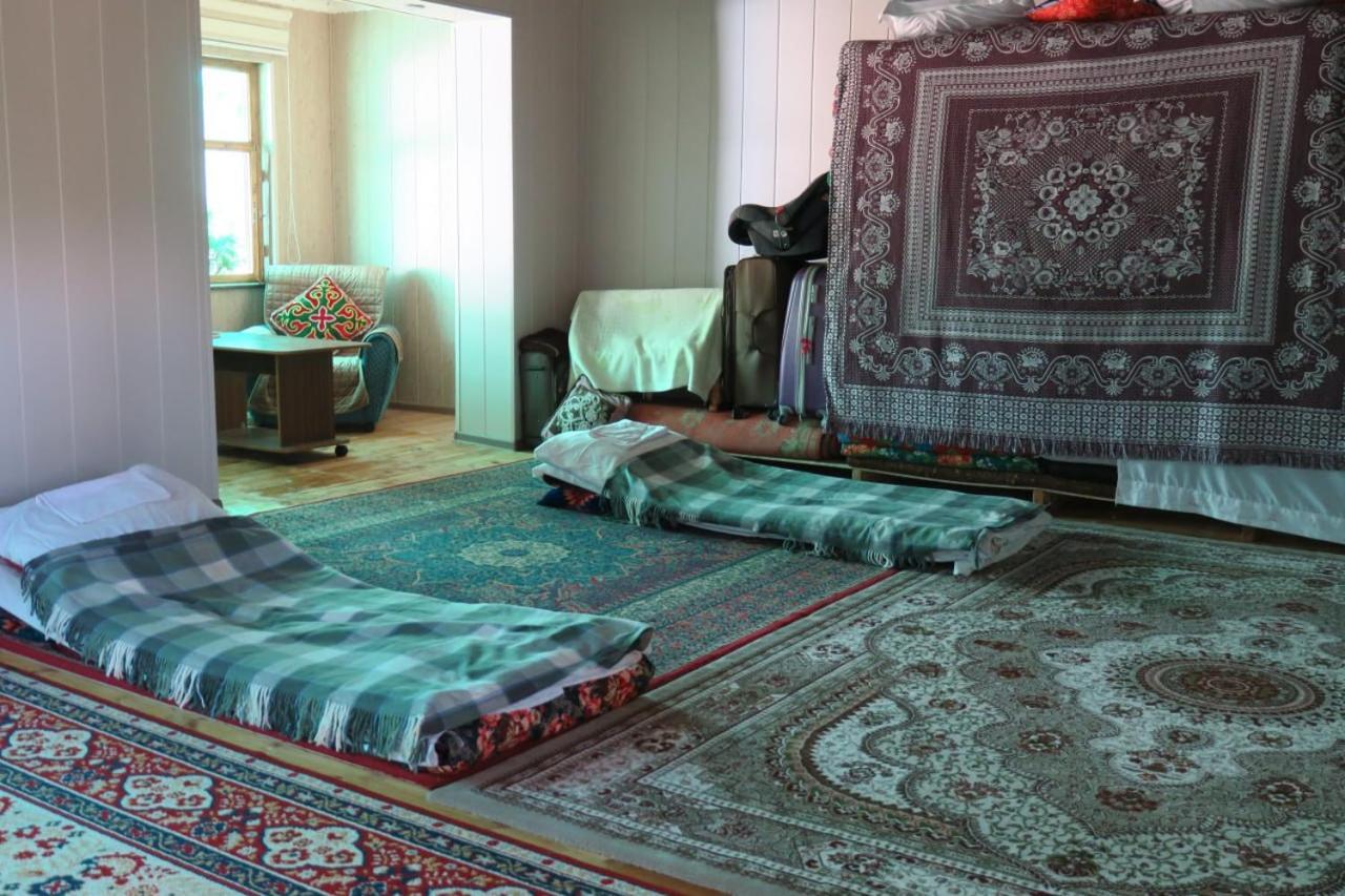 Hotel Geshouseaselbarskoon Zewnętrze zdjęcie
